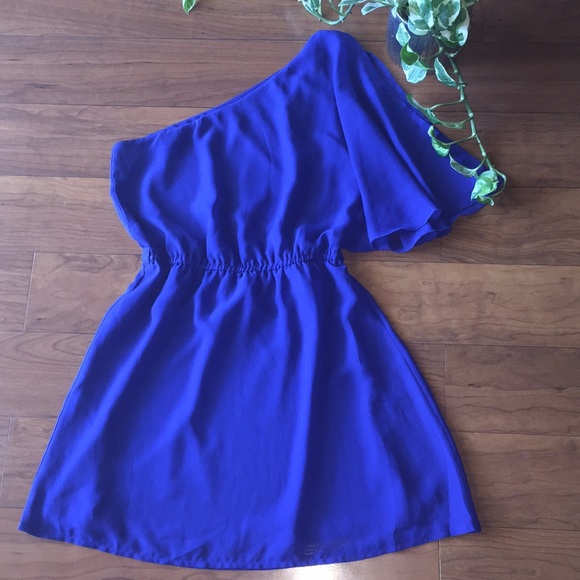 Almost Famous Dresses & Skirts - ! 😊 Almost Famous Small  dress